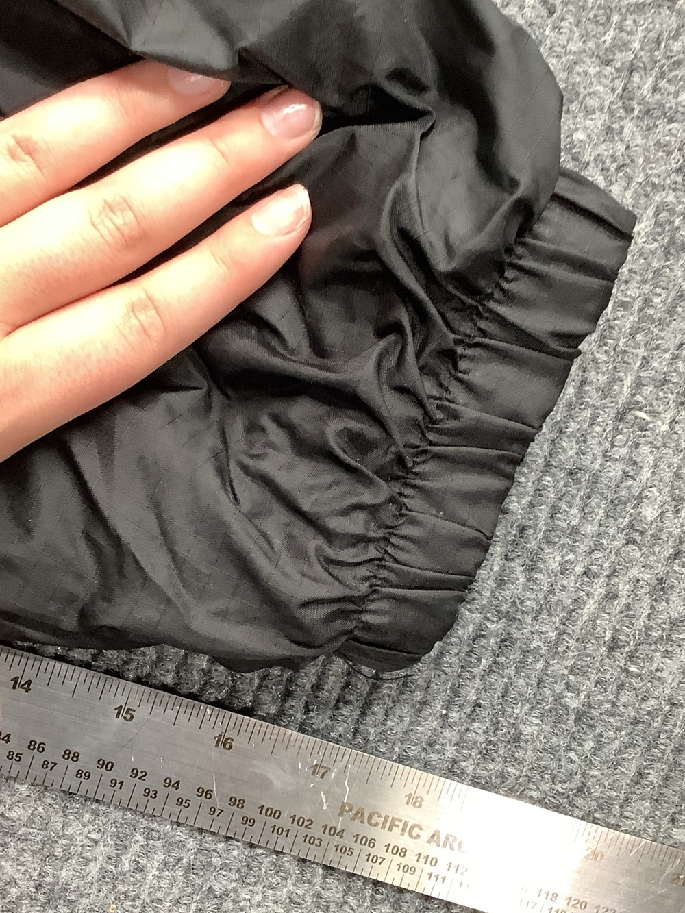 Dickies Black Hooded Zip-Up Bomber Jacket - Picture 5 of 5